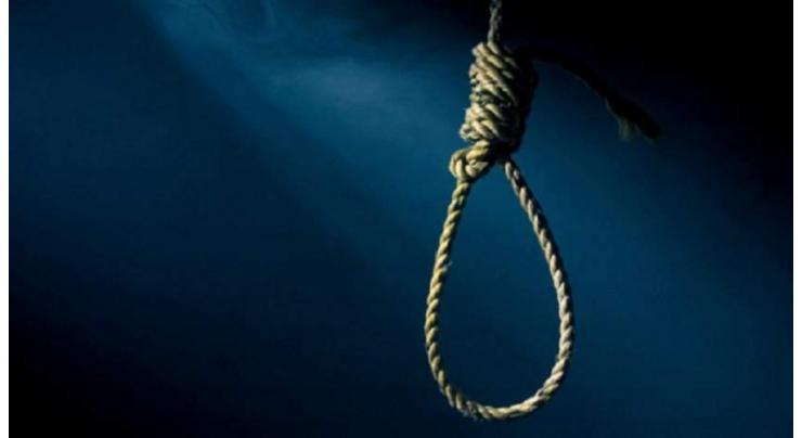 Teenaged girl commits suicide in Faisalabad 
