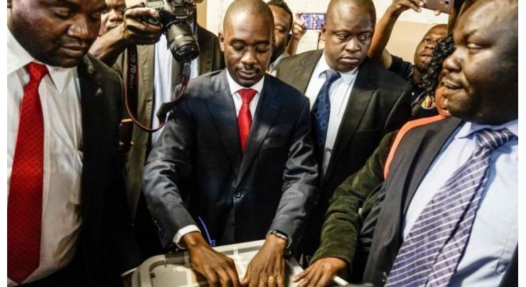 Zimbabwe opposition leader says winning election 'resoundingly'
