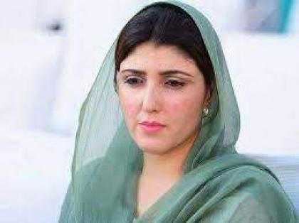 Ayesha Gulalai gets a love note instead of a vote!