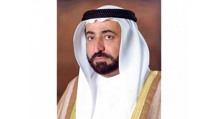 Sharjah Ruler offers condolences to Emir of Kuwait