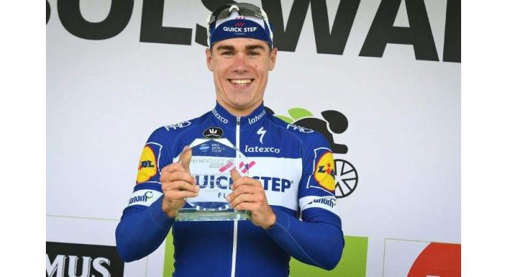 Dutchman Jakobsen wins BinckBank Tour opening stage
