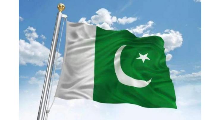 Flag hoisted at courts in Bahawalpur to mark Independence Day
