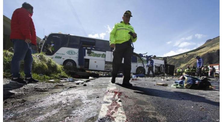 Bus accident in Ecuador kills 24
