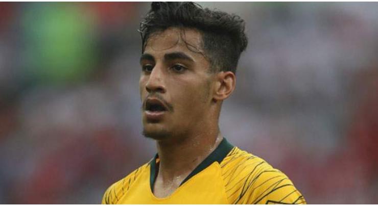 Aussie teenager Arzani completes Celtic loan move
