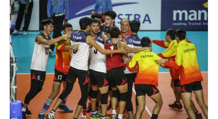 China stunned by Vietnam in opening match for Asiad men's volleyball
