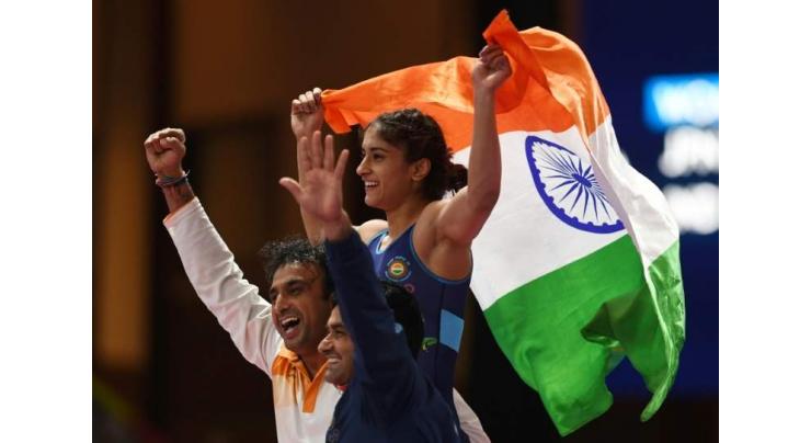 Life imitates art as Indian wins women's wrestling gold
