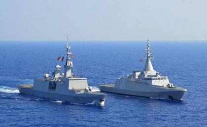 البحرية المصرية تنفذ تدريبات بالبحرين الأحمر والمتوسط مع قوات بريطانية وفرنسية