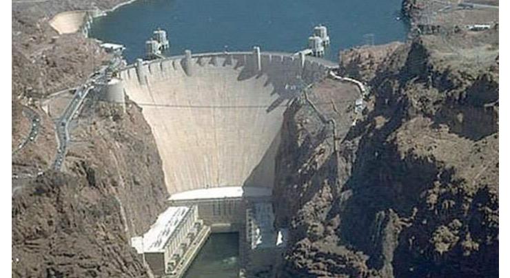 Labourers from Pind Dadan Khan donate Rs 100,000 for dams fund
