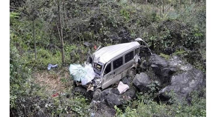 Three died as jeep plunges into ravine in Kohistan
