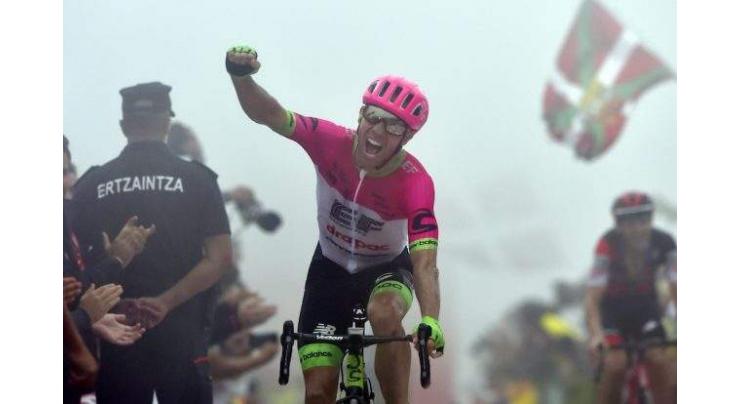 Yates holds Vuelta lead as Canadian Woods wins stage
