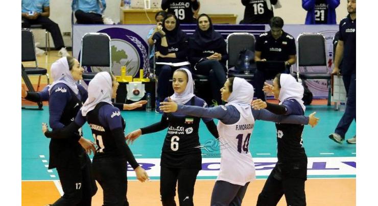 Iranian women's Volleyball team wins at Asian Confederation Cup
