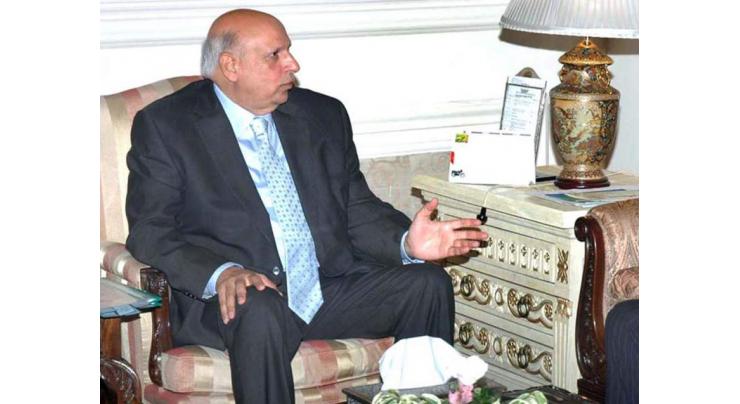 US consul general calls on Punjab governor, felicitates him

