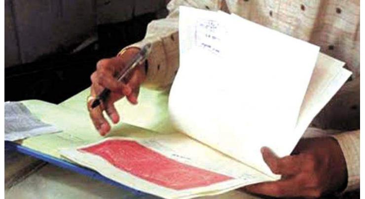 Artificial shortage of stamp papers by vendors annoys citizen in Islamabad
