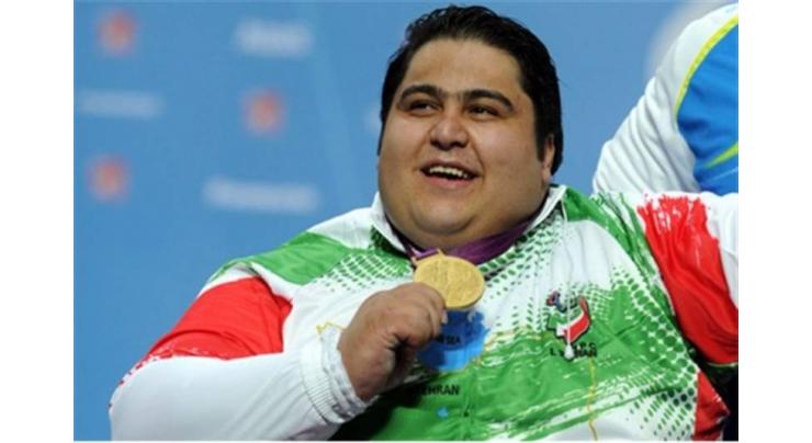 Iranian powerlifter breaks new records in Asian Para Games
