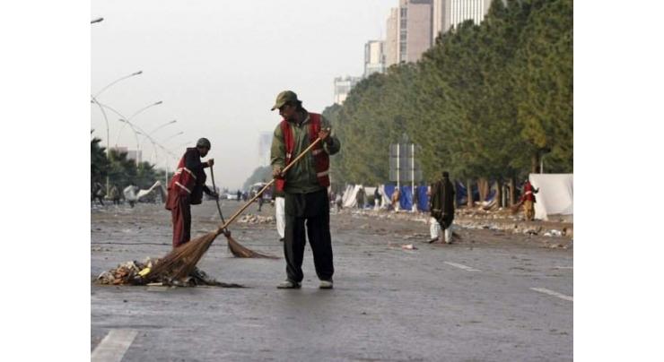 Clean, Grean Pakistan campaign starts in federal capital
