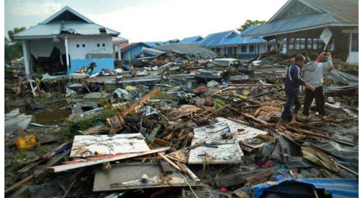 Indonesia's quake survivors badly need thousands of tents
