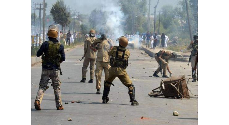 Indian troops martyr three youth in Srinagar

