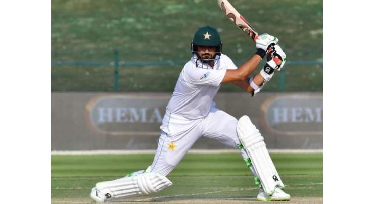 Cricket: Pakistan stretch lead despite bizarre Azhar run out
