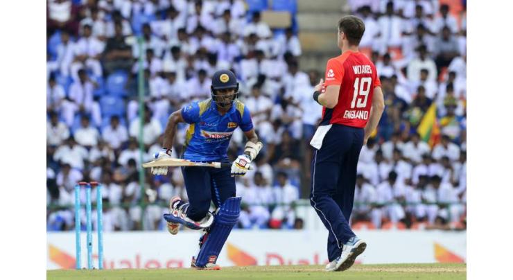 Shanaka leads Sri Lanka run charge against England
