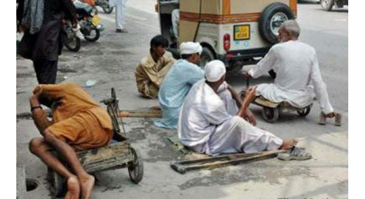 12 professional beggars arrested in Rawalpindi
