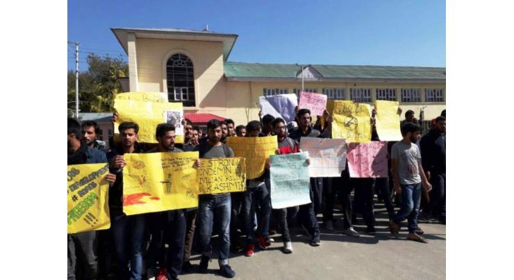 Students stage protest against Kulgam killings
