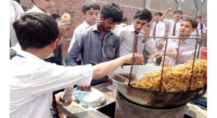 PFA to collect food samples from school, college canteens in Multan
