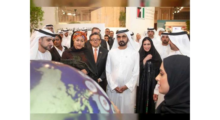 Mohammed bin Rashid tours exhibition on the sidelines of UN World Data Forum