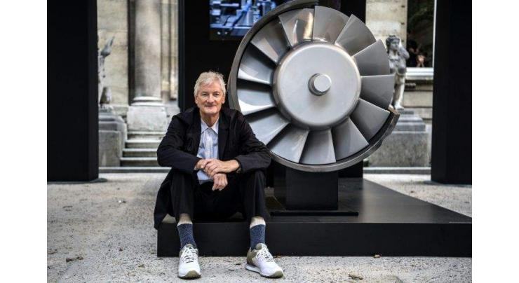 Brexit backer Dyson to make electric cars in Singapore
