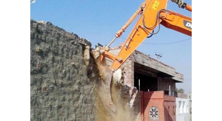 Several shops, houses bulldozed in operation against encroachment in Bahawalpur
