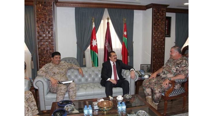 Army chief receives commander of Islamic military alliance
