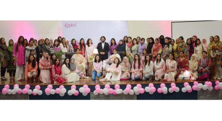 Ptcl Organizes Breast Cancer Awareness Drive For Its Employees