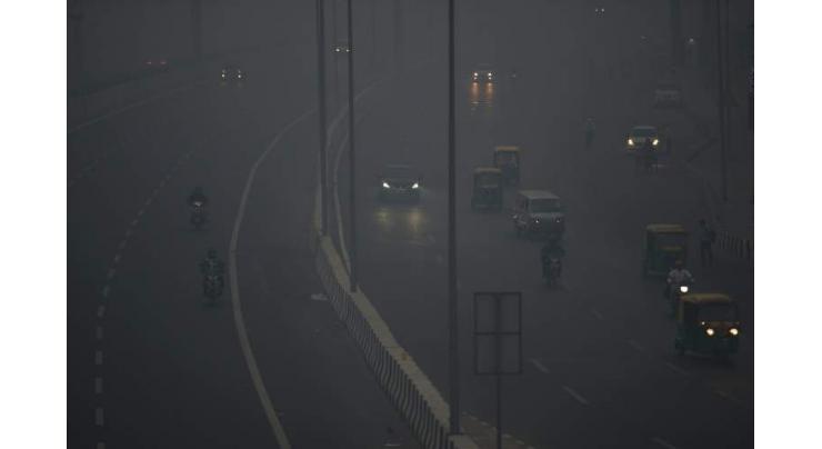 Delhi suffers toxic smog hangover after Diwali firework frenzy
