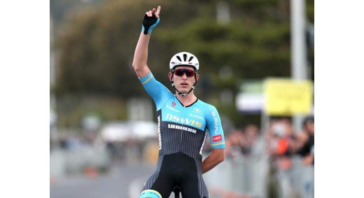 Australian cyclist wins 5th stage of Tour de Singkarak in West Sumatra
