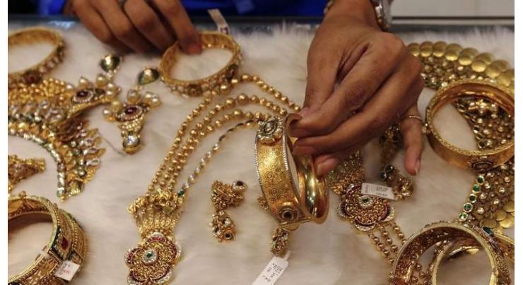 Woman steals gold from employer in Abu Dhabi; tries to sell on Instagram
