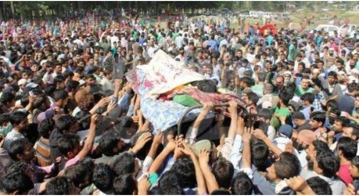 Thousands attend funeral prayers of martyred youth in Pulwama
