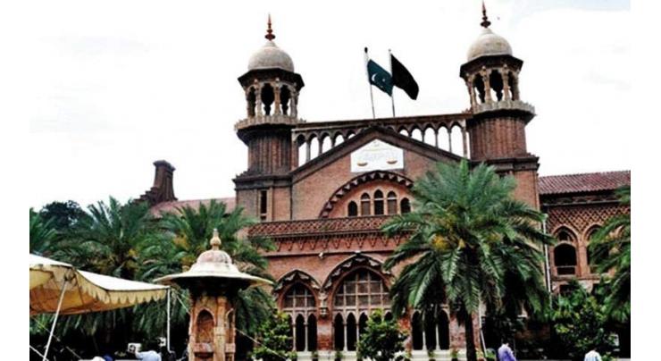 Lahore High Court asks cinema owners to file replies to a petition regarding Indian Films till Nov 16
