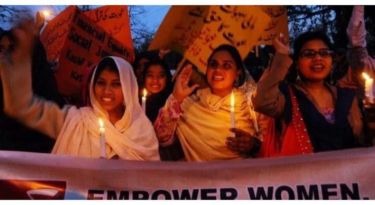 Domestic violence bill lauded in Peshawar
