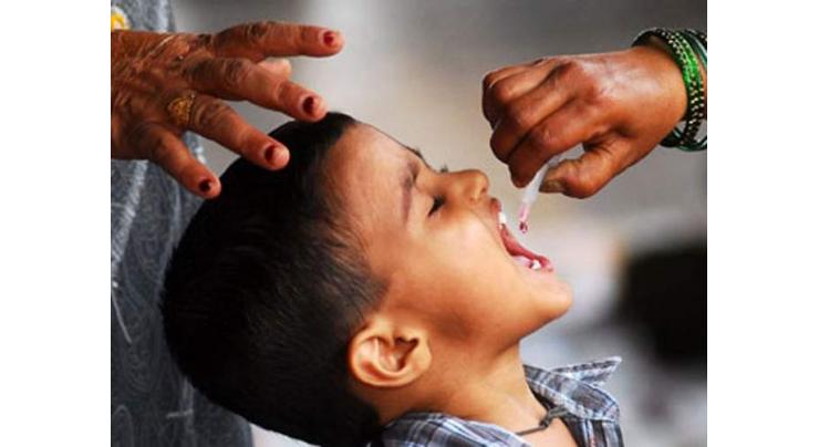 Deputy Commissioner Larkana visits various villages to monitor anti-polio drive
