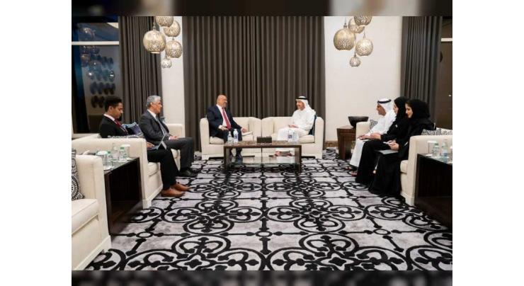<span>Abdullah bin Zayed, Yemen&#039;s FM discuss latest developments in Yemen</span>