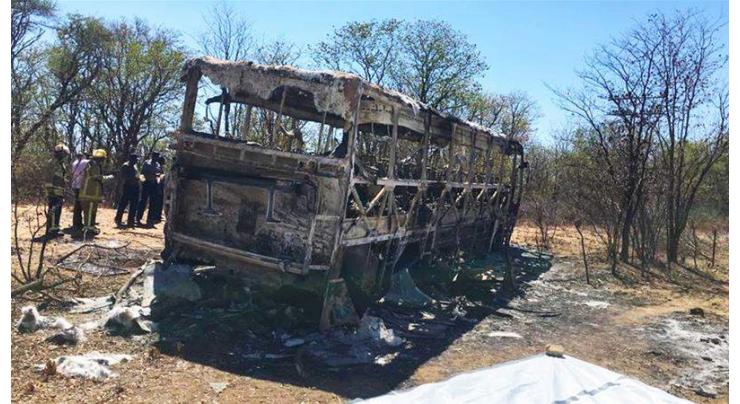 42 killed in Zimbabwe bus accident
