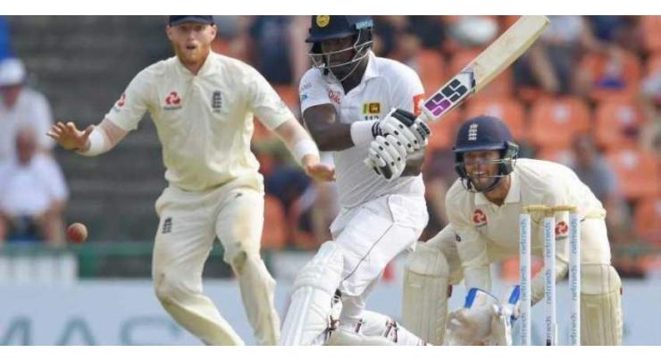 England sniff victory after Mathews wicket in second Test
