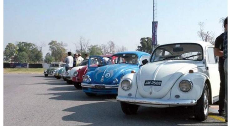 Ninth annual classic car rally starts from Karachi
