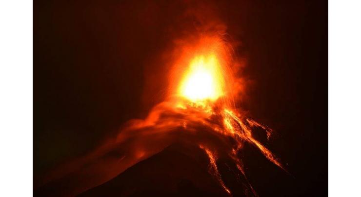 Red alert after Guatemala volcano erupts again, 200 flee

