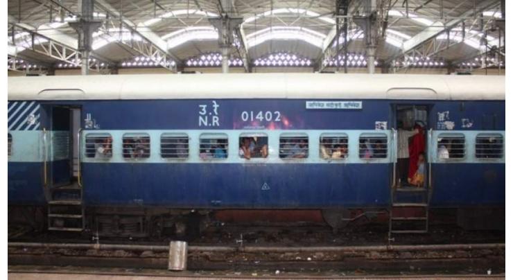 Four friends jump in front of train in India
