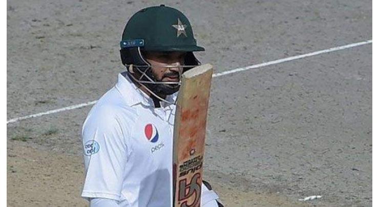 Azhar leads Pakistan's fightback in second Test
