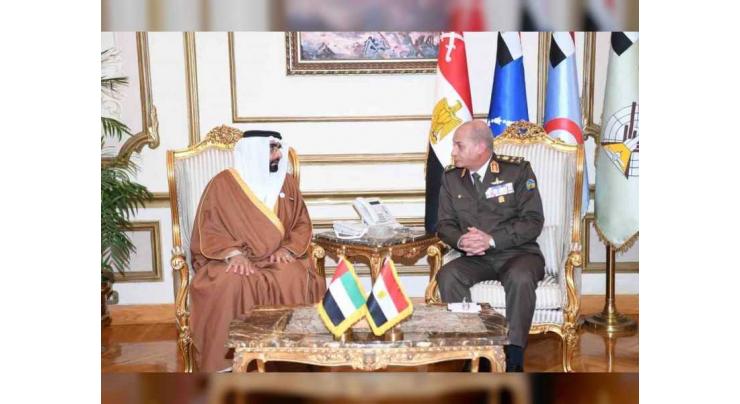 <span>Mohammed Al Bowardi, Egyptian Defence Minister discuss military cooperation</span>