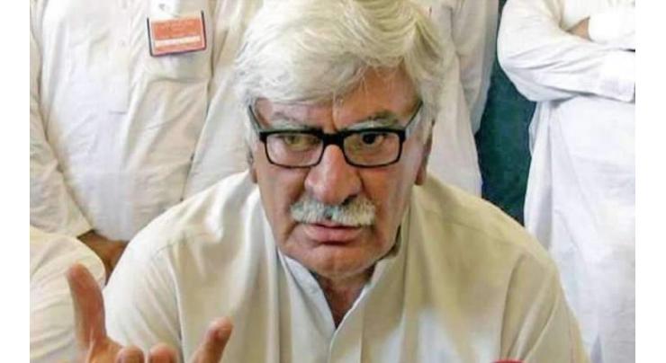 Asfandyar Wali Khan urges stakeholders to work sincerely for peace in Afghanistan
