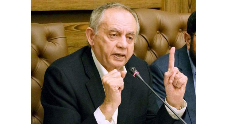 Economy of country to improve in months to come: Razak Dawood
