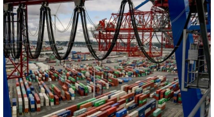 German trade surplus shrinks amid global tensions
