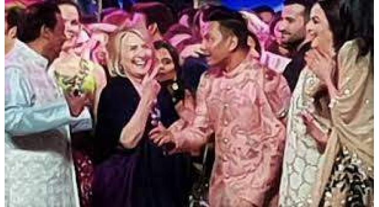 Hillary Clinton shares dance moves with Bollywood celebs at Ambani wedding